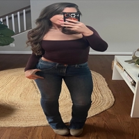 Ms. Right needs a pussy slave. Must be good with your tongue