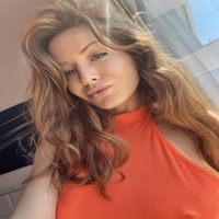 Redhead adventurer seeking a travel partner