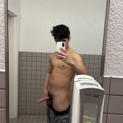 College student looking for fun