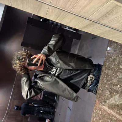 18 looking for hookup 